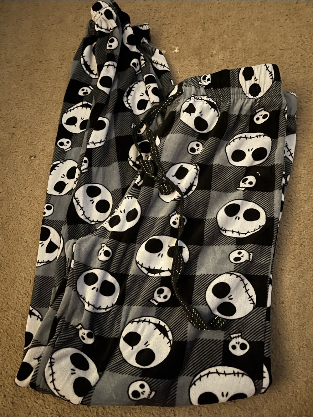 Black & Gray Skull Print Pajama Pants - Women's Cozy Sleepwear